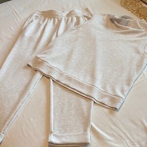 Varley Soft White Lounge Wear
